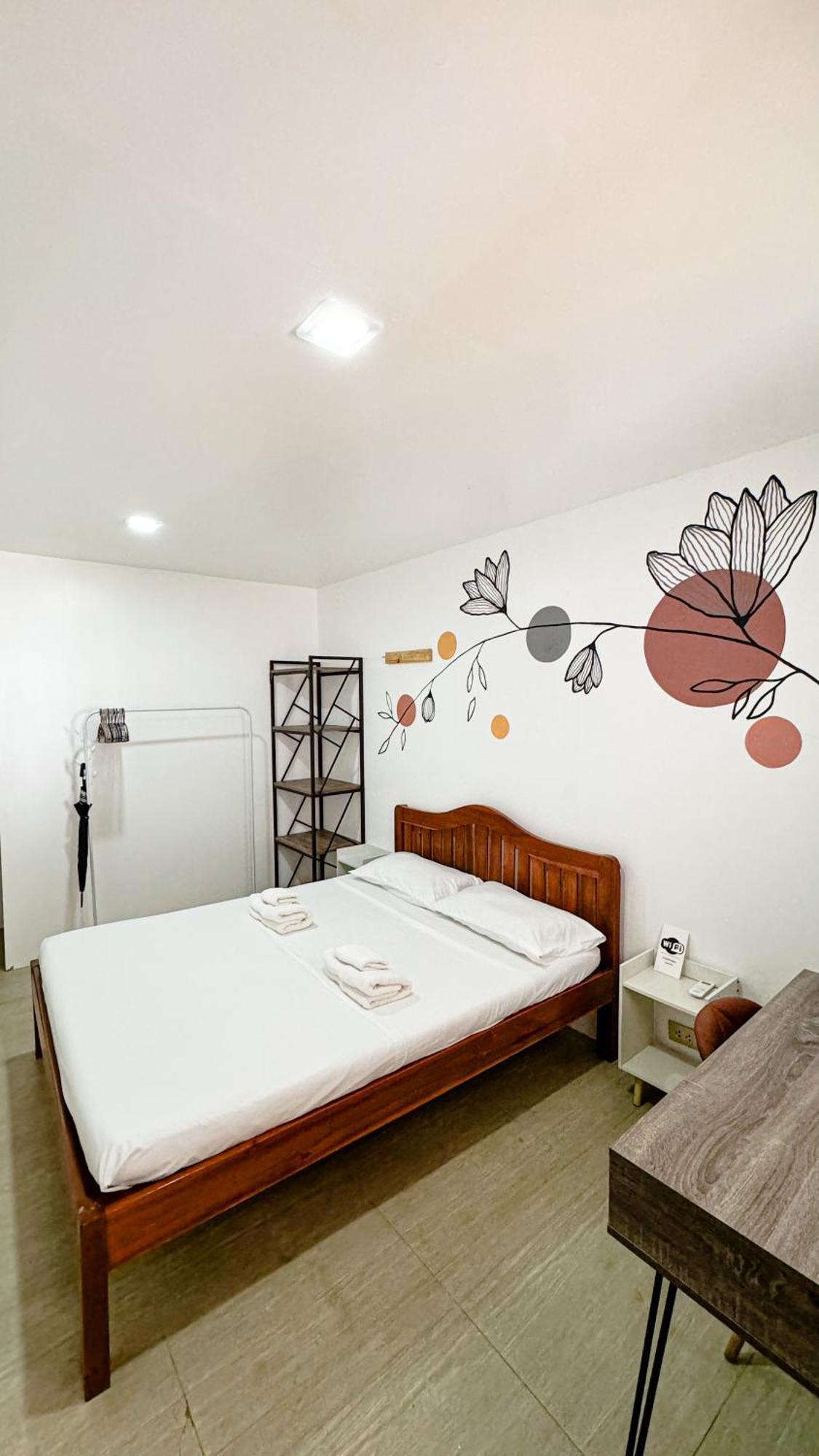 Kasamigos Guesthouse With Fast Internet 푸에르토프린세사 외부 사진